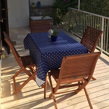 House Vanesa * Stomorska